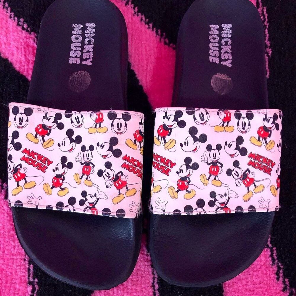 DISNEY MICKEY MOUSE PRINT SLIDES SANDALS SIZE 7
